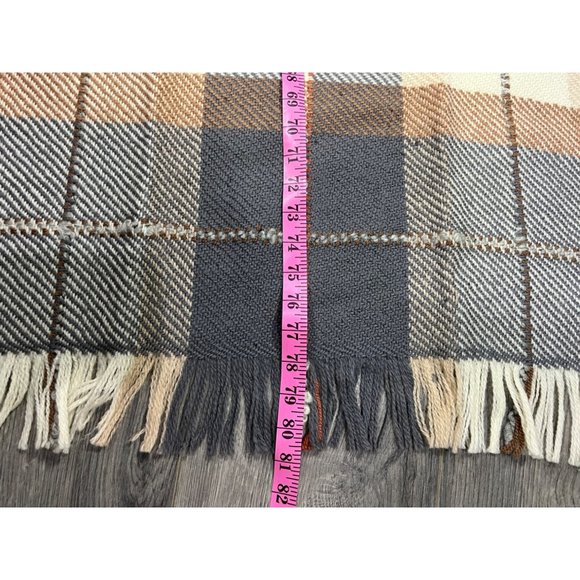 Churchill Handwoven Large Fringed Scarf - Picture 3 of 11